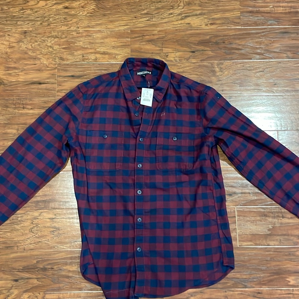 J crew mercantile cotton button up comfy shirt. Size medium. New with tags.